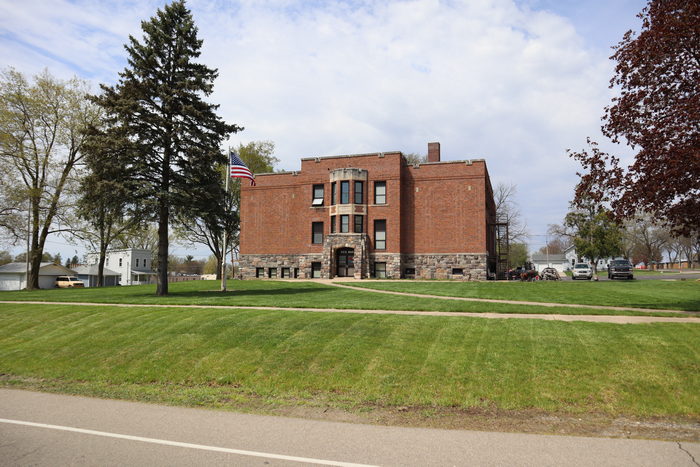 Addison - May 2021 Photo (newer photo)